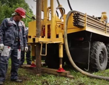 Бурение артезианской скважины